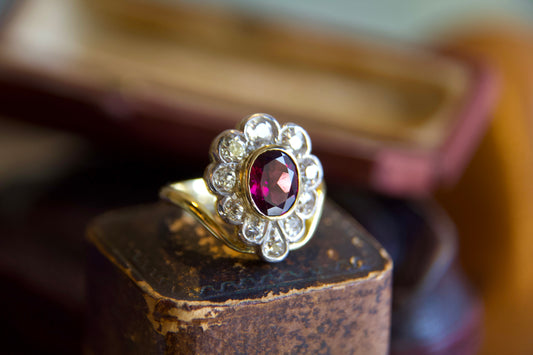Anello antico  Margherita  con "Rodolite" e diamanti